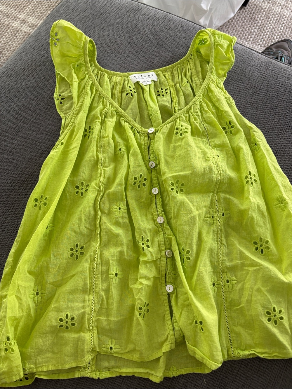 Velvet by Graham & Spencer Lime Eyelet Button-Front Sleeveless Camisole